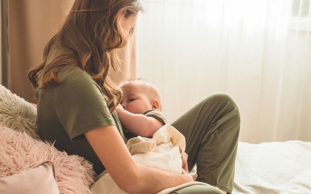 La lactancia materna en los primeros meses
